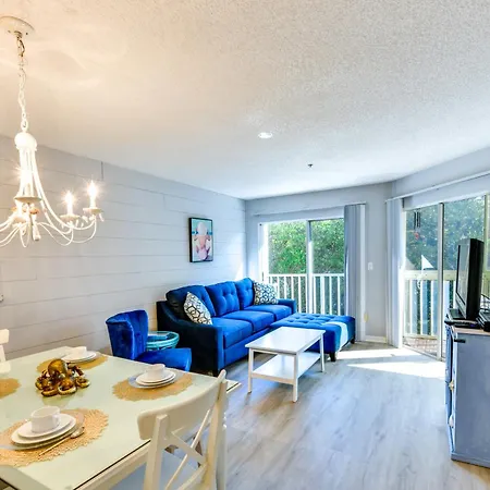 Updated Resort Retreat On Anna Maria Island!
